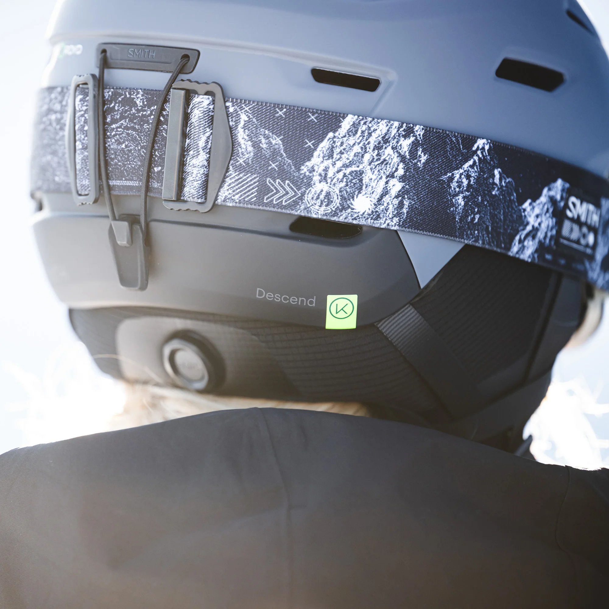 Descend Mips® Round Contour Fit - Past Season - Image 5